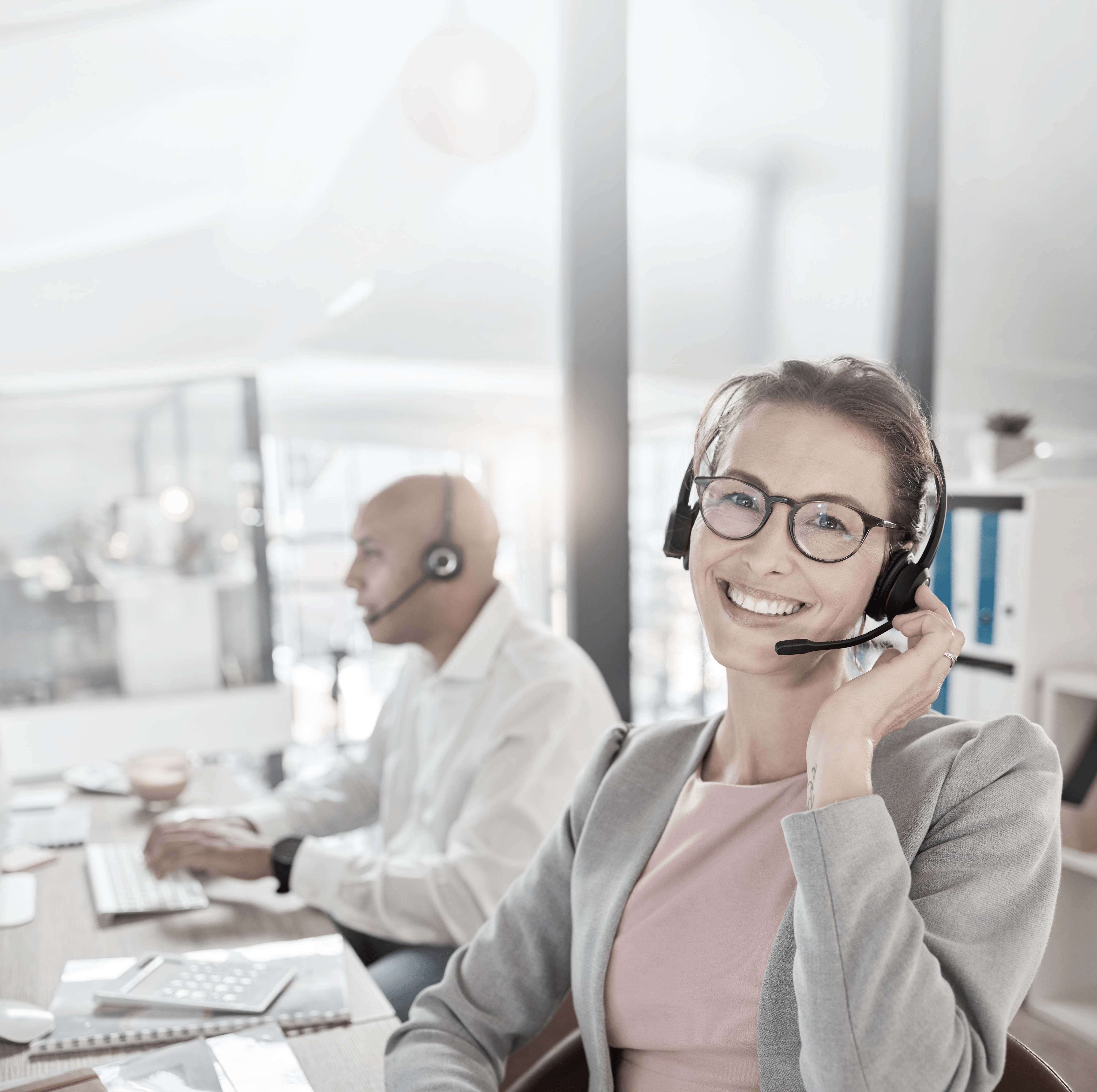 image with tech support on call